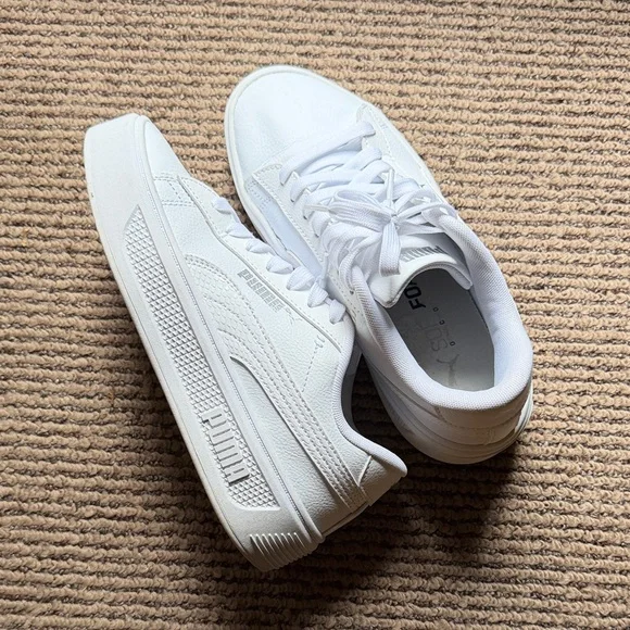 Puma Women’s Platform Sneakers White - Picture 2 of 4